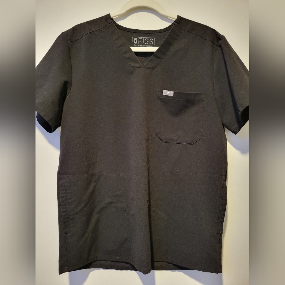 Used MEN'S Figs scrub top